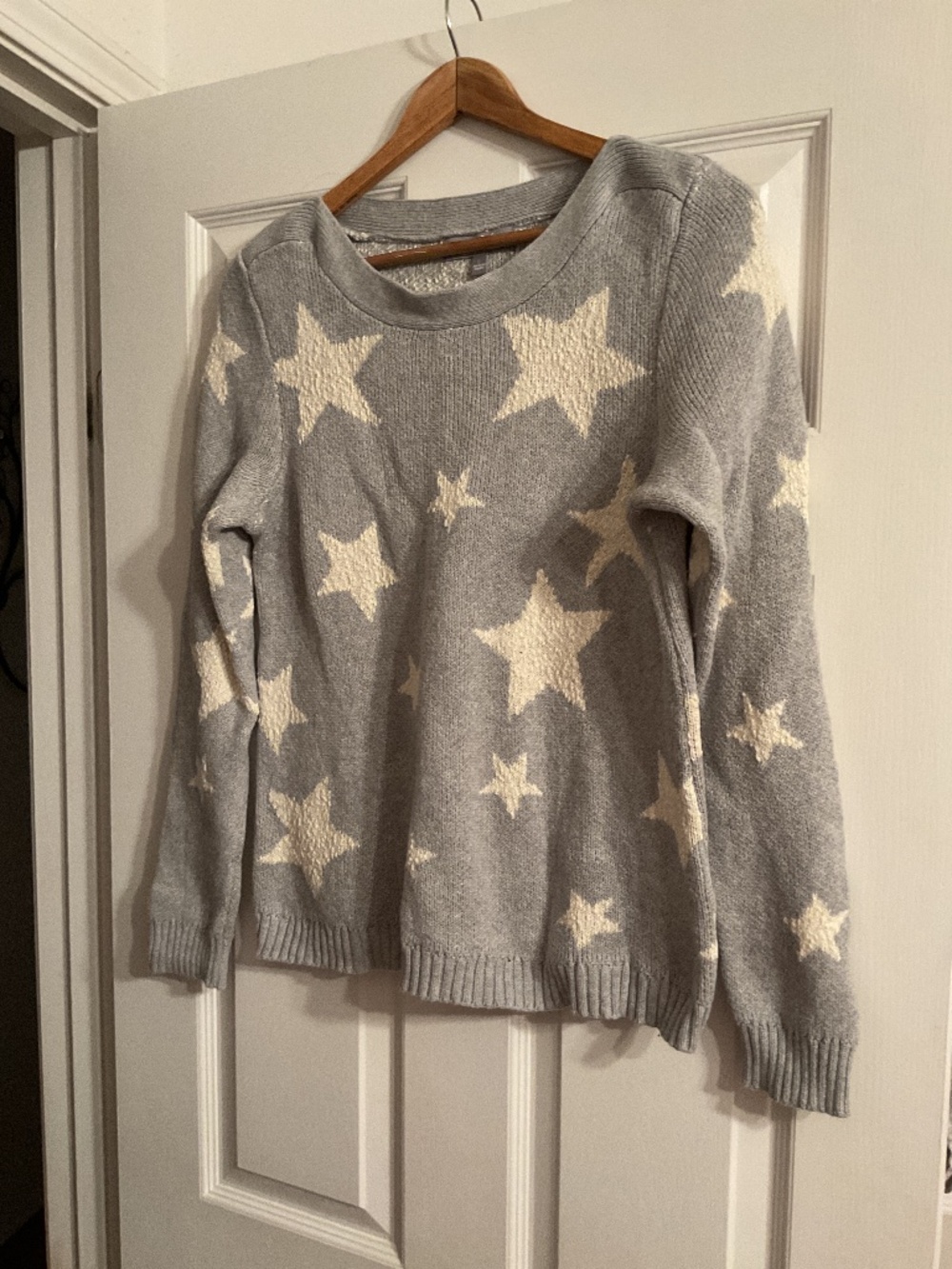 Marled size large star sweater